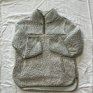 Thread & Supply Gray Sherpa Fleece Quarter Zip Pullover Women’s small
